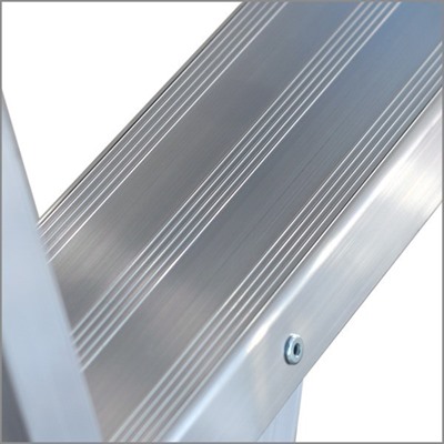 rebrasta_povrsina_gazista rebrasta_povrsina_gazista